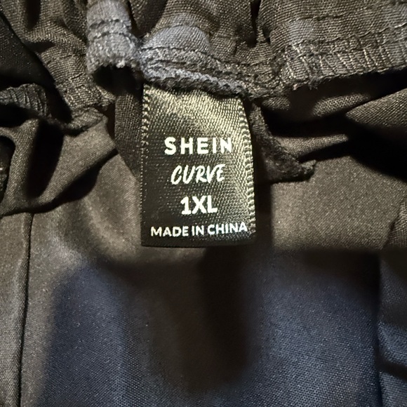 SHEIN Black Tie-Waist Women's Trousers - Picture 6 of 6